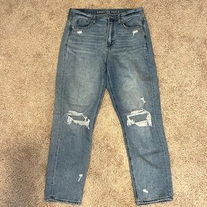 American Eagle Mom Jeans